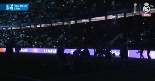  沃尔夫斯堡主场灯光故障延期比赛  