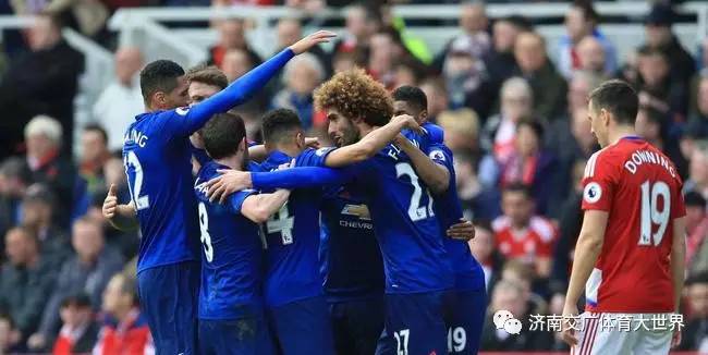  曼联防线失误送礼，阿森纳客场三球完胜红魔  