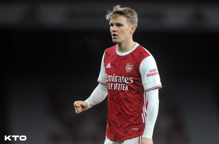  勒沃库森大胜柏林联合延续强势表现